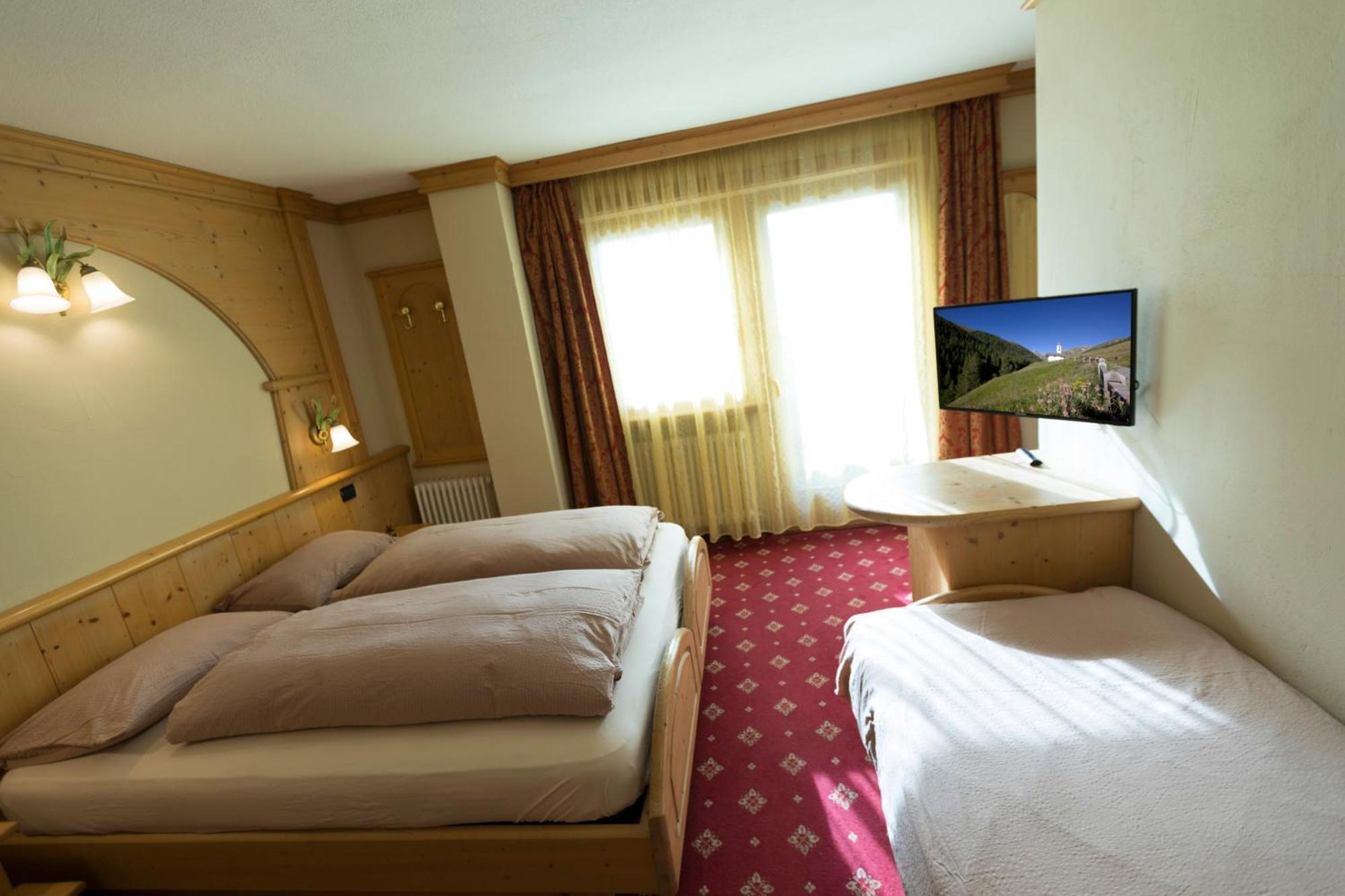 Hotel Champagne Livigno Luaran gambar