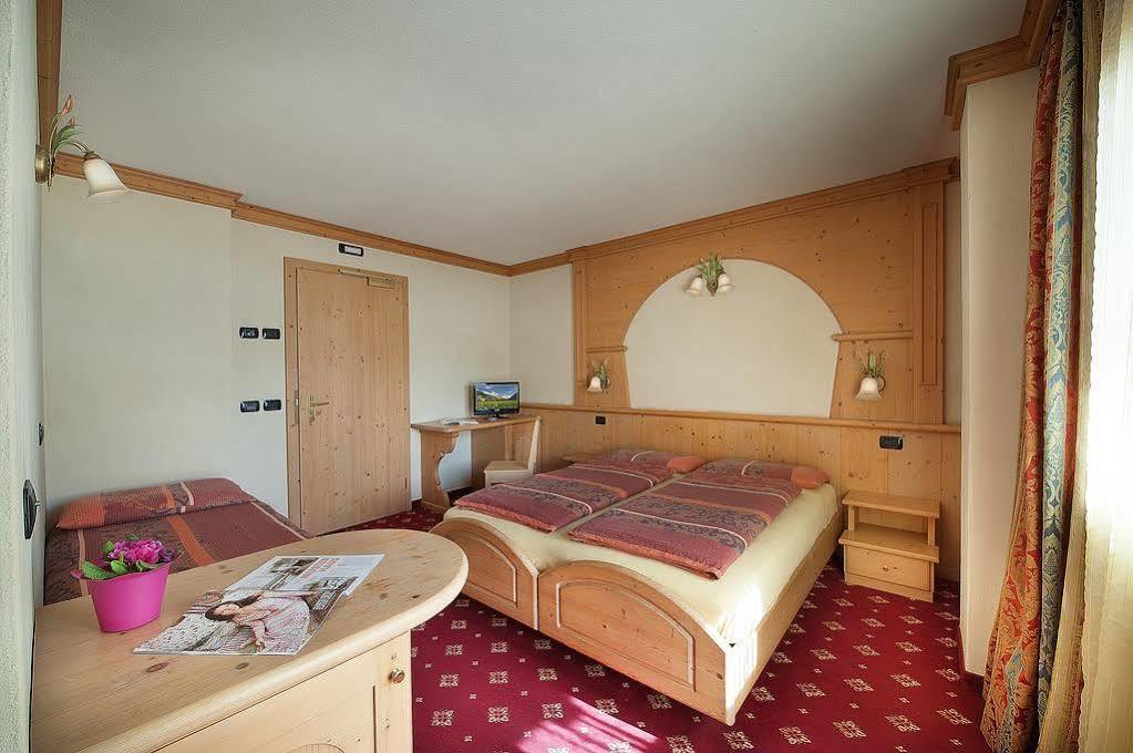 Hotel Champagne Livigno Luaran gambar